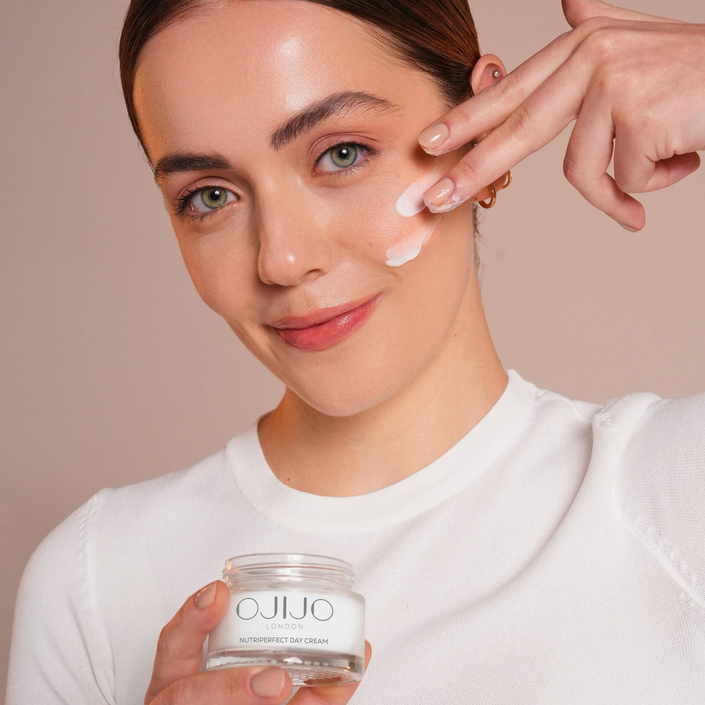 Ojijo London Ultra Besleyici ve Nemlendirici Gündüz Bakım Kremi 50 ml